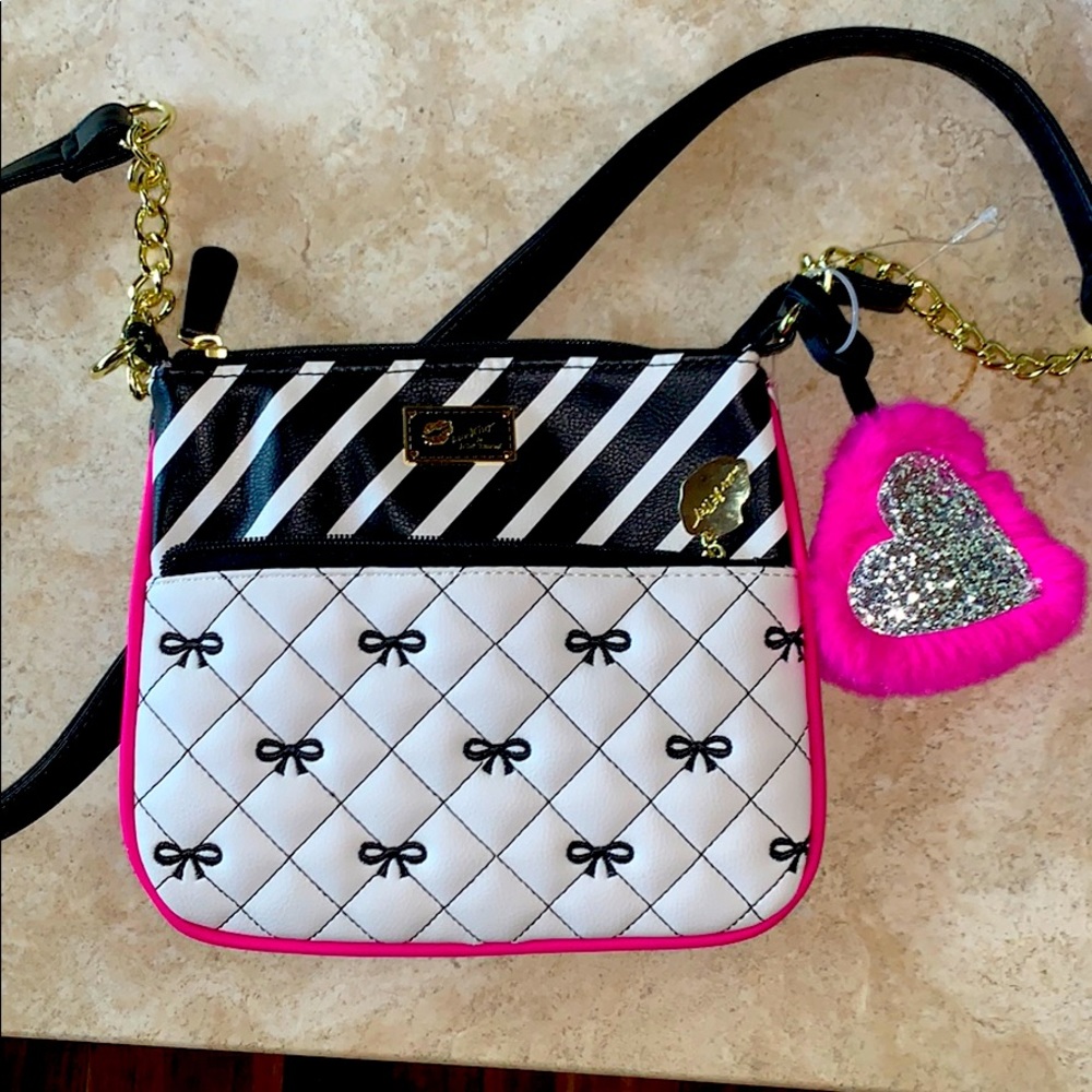 Betsey Johnson cross body bag- never used